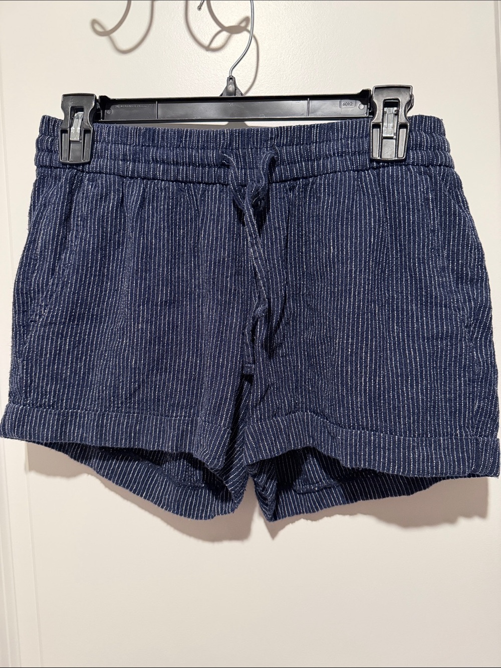 Old Navy Navy Pinstriped Drawstring Shorts